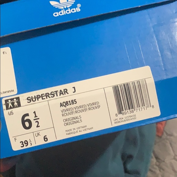 Shoes - Picture 4 of 4